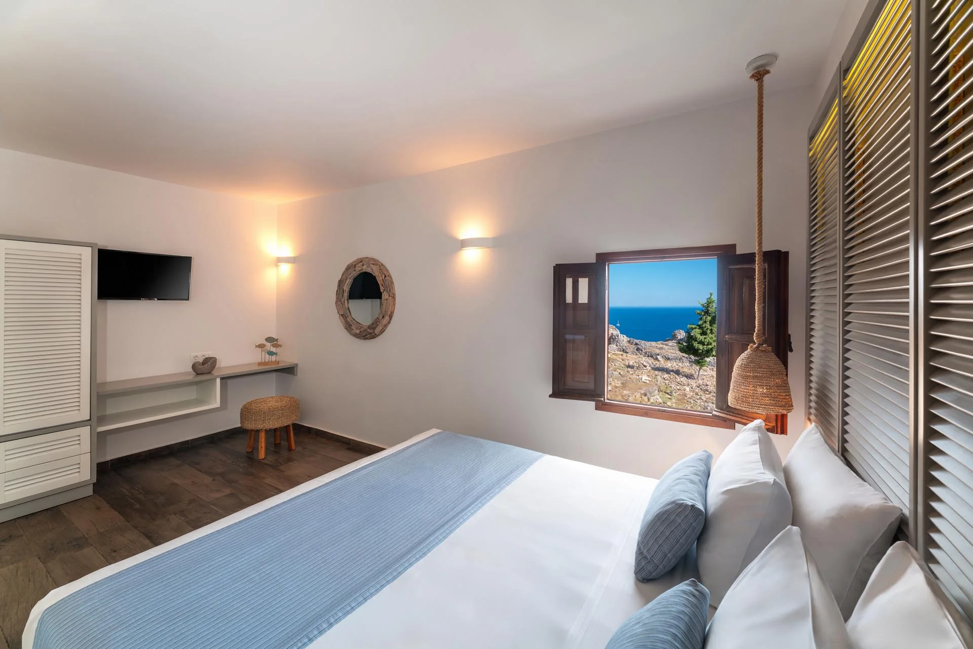 Lindos Del Mar